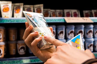 checking-label-of-smoothie-for-kids-413x275